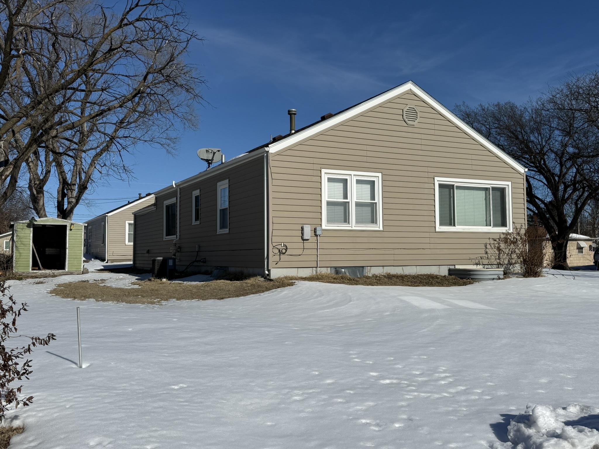 802 Charles St, Ellsworth, Kansas image 4