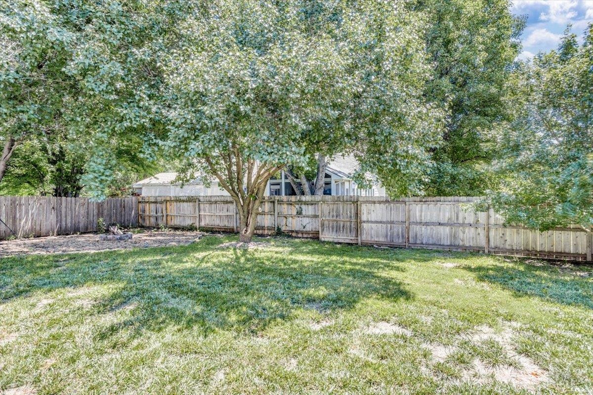 Derby, Kansas 67037, United States, 5 Bedrooms Bedrooms, ,3 BathroomsBathrooms,Residential,Pending,55486