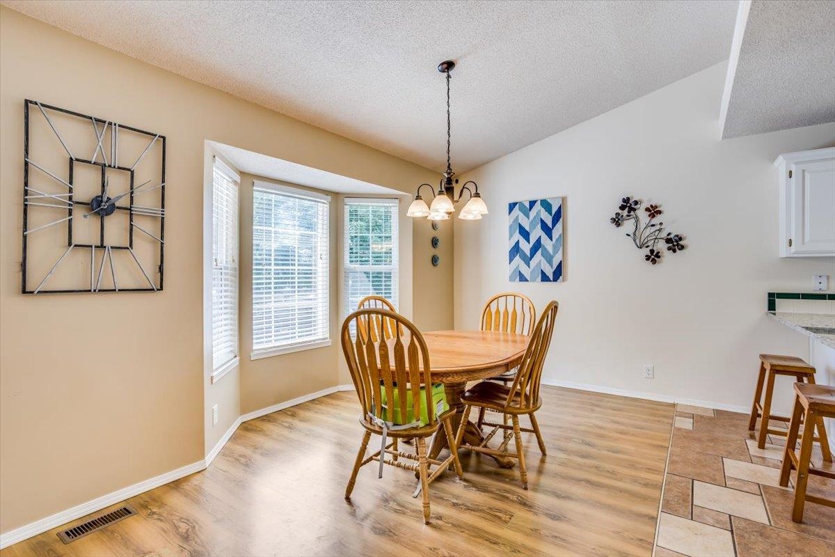 Derby, Kansas 67037, United States, 5 Bedrooms Bedrooms, ,3 BathroomsBathrooms,Residential,Pending,55486