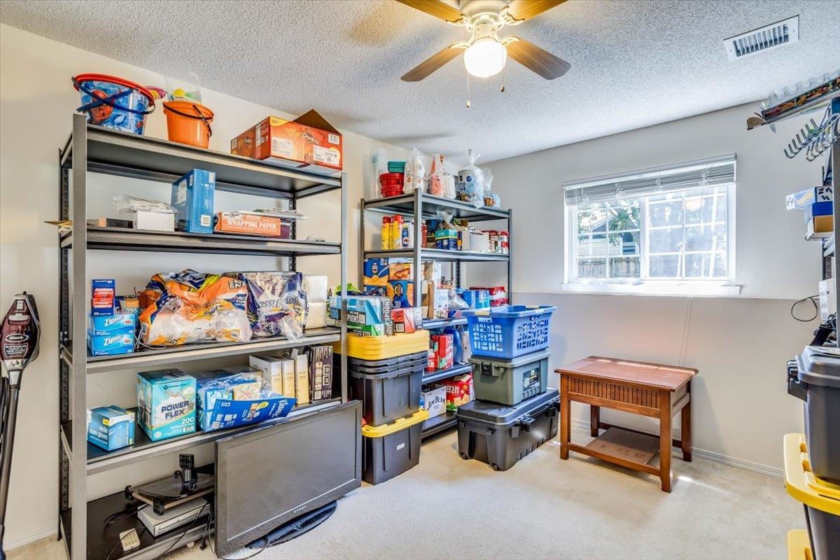 Derby, Kansas 67037, United States, 5 Bedrooms Bedrooms, ,3 BathroomsBathrooms,Residential,Pending,55486