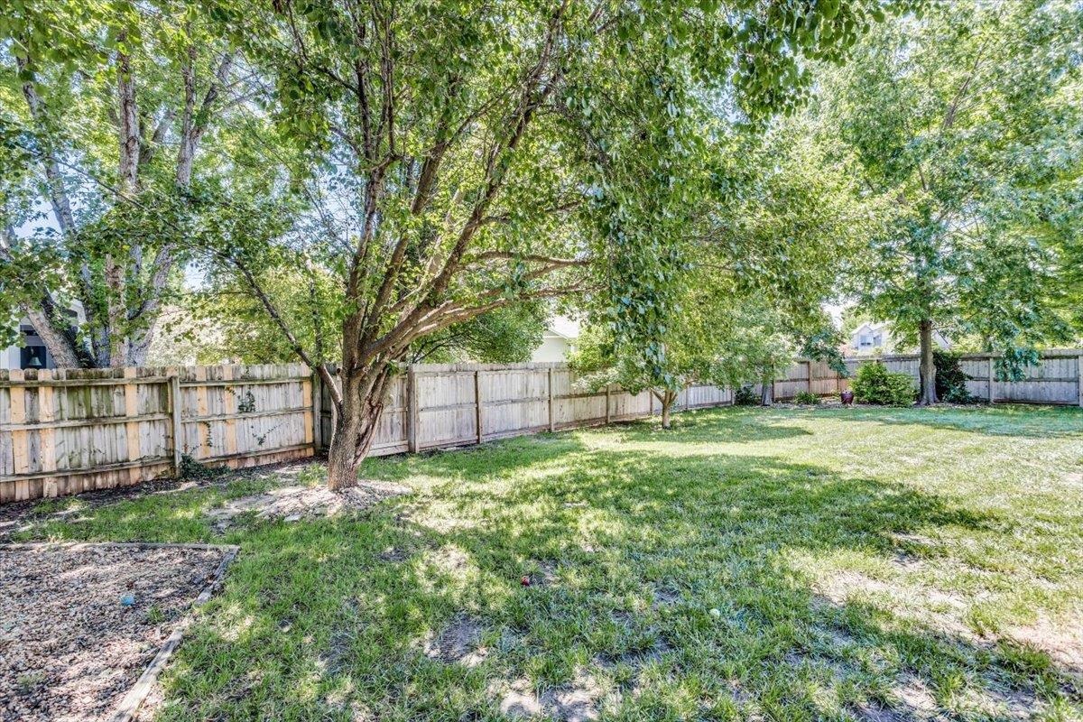 Derby, Kansas 67037, United States, 5 Bedrooms Bedrooms, ,3 BathroomsBathrooms,Residential,Pending,55486