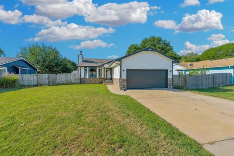 Homes For Sale - 523 W Maywood St<br/> Sedgwick County, Wichita, KS 67217