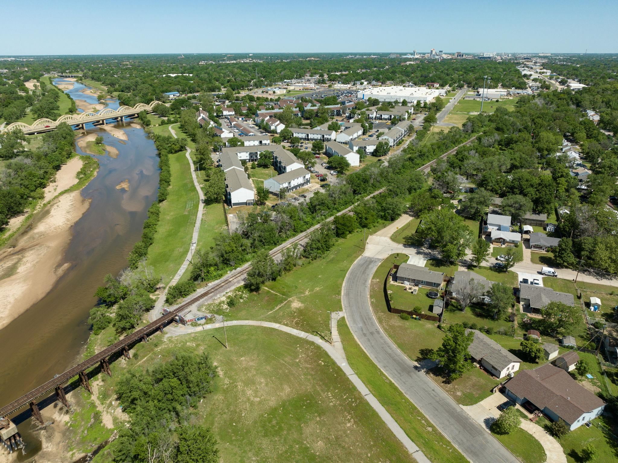 Wichita, Kansas 67216, United States, 3 Bedrooms Bedrooms, ,1 BathroomBathrooms,Residential,Pending,58033