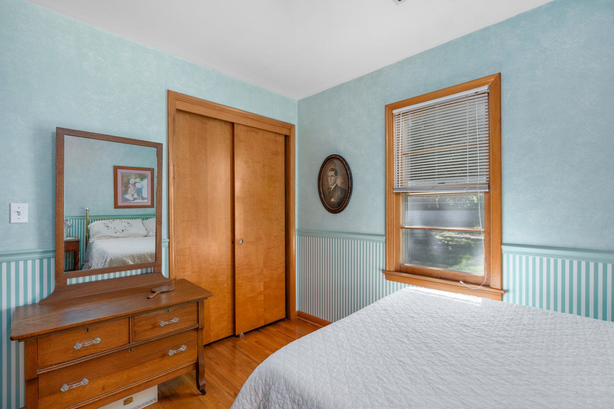 Wichita, Kansas 67216, United States, 3 Bedrooms Bedrooms, ,1 BathroomBathrooms,Residential,Pending,58033