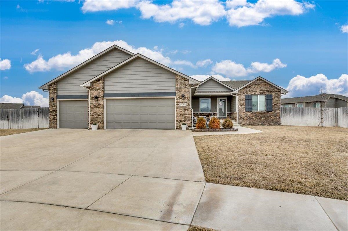 826 N Tyndall Ct, Derby, Kansas image 1