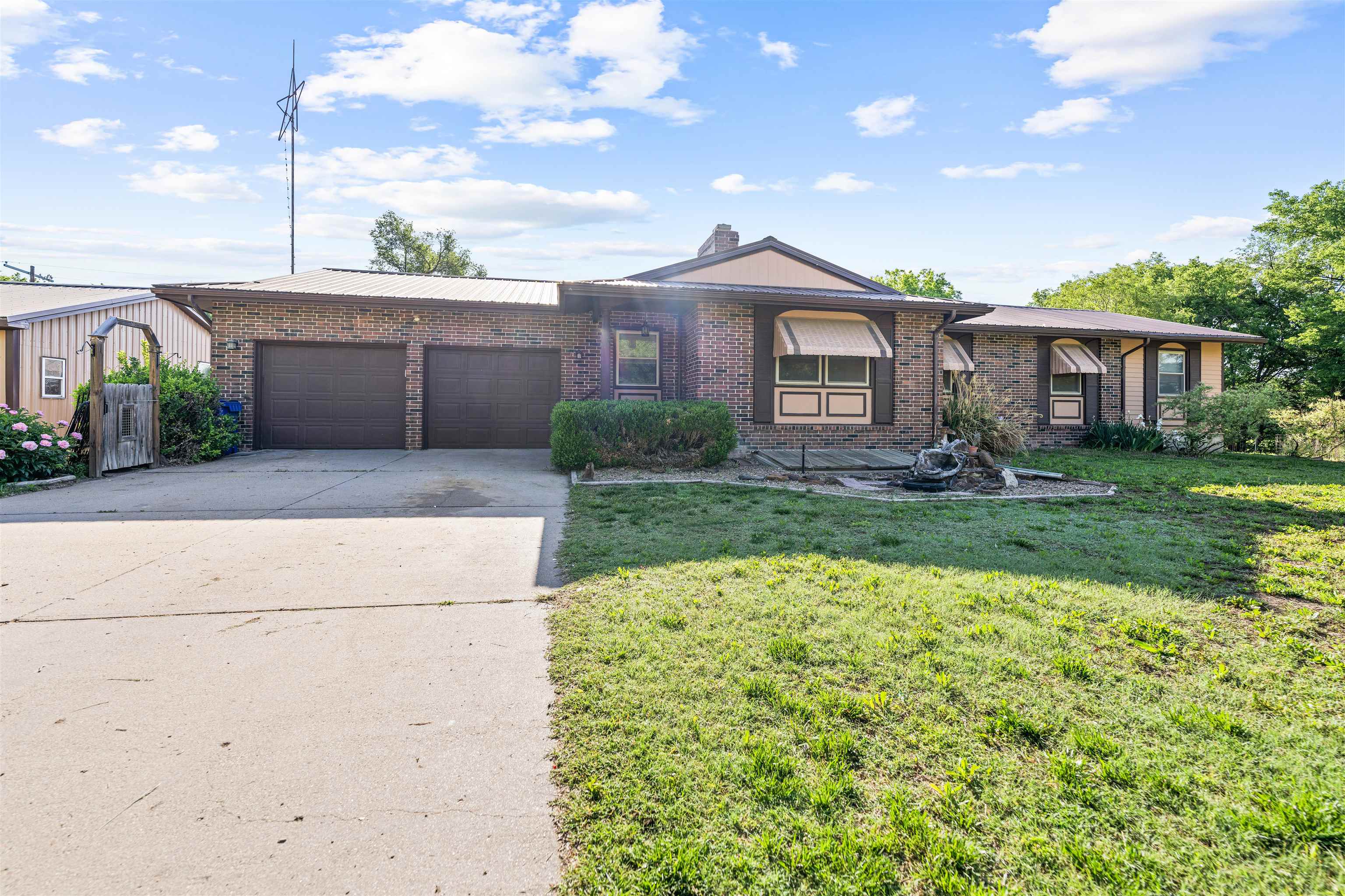 205 S Jackson St, Marquette, Kansas image 1