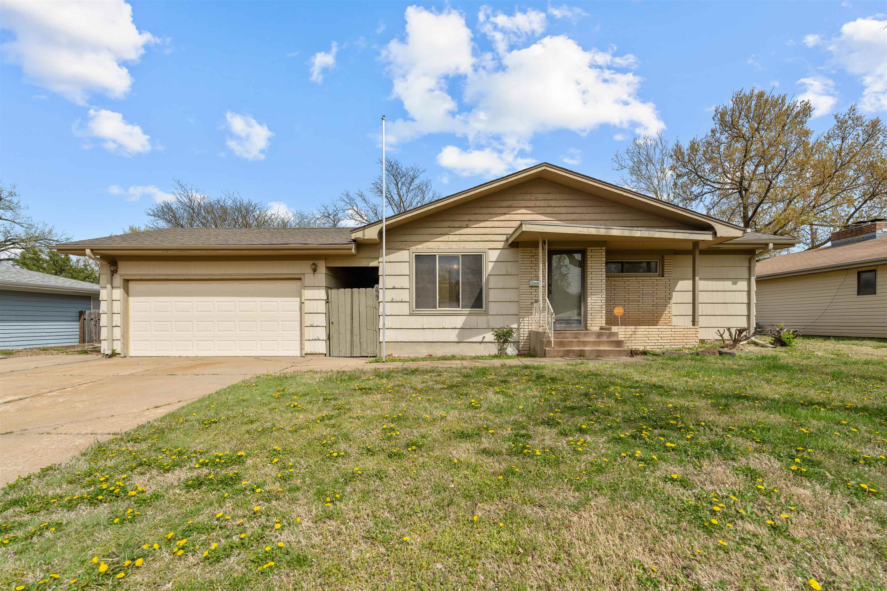 511 S Marymount Rd, Salina, Kansas image 1
