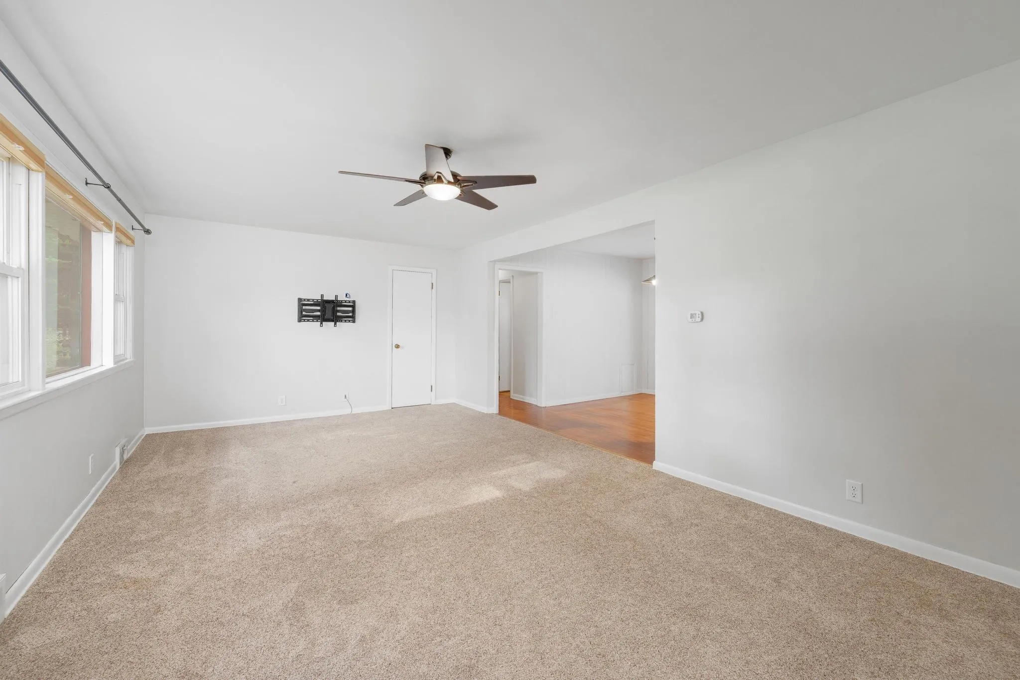 Oxford, Kansas 67119, United States, 2 Bedrooms Bedrooms, ,2 BathroomsBathrooms,Residential,Active,178848