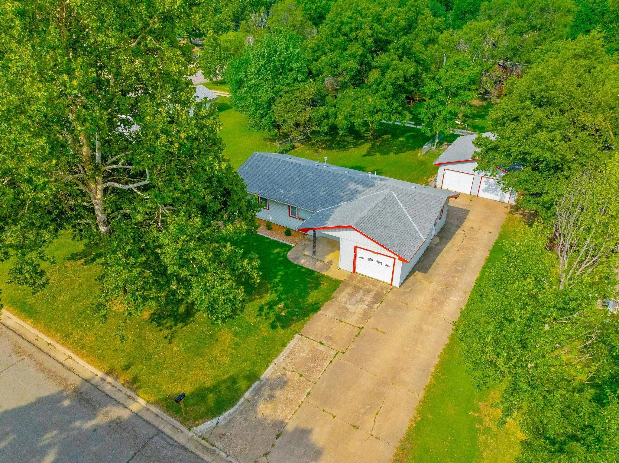 Oxford, Kansas 67119, United States, 2 Bedrooms Bedrooms, ,2 BathroomsBathrooms,Residential,Active,178848