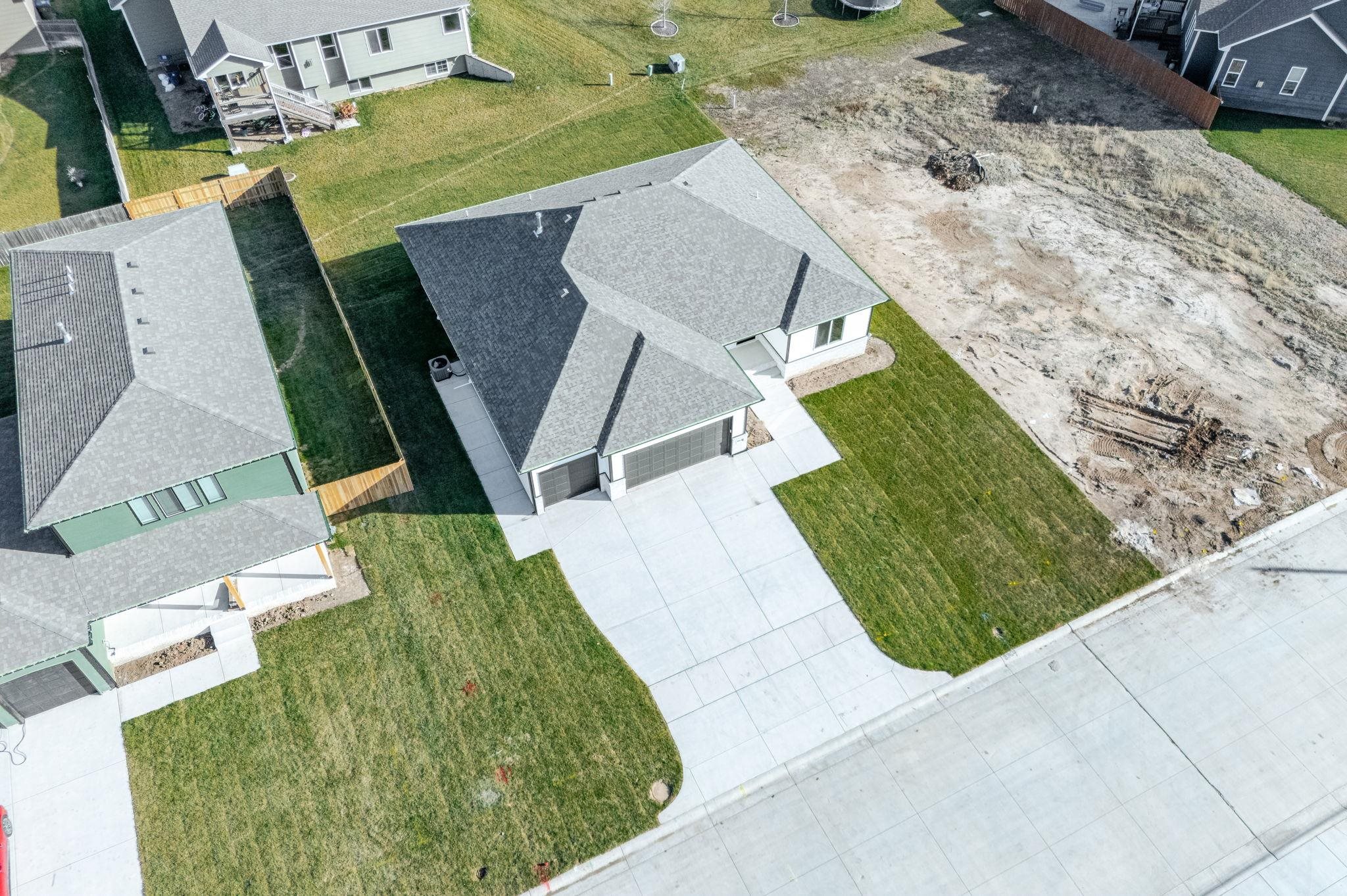 8864 N Hidden Ln, Park City, Kansas image 34