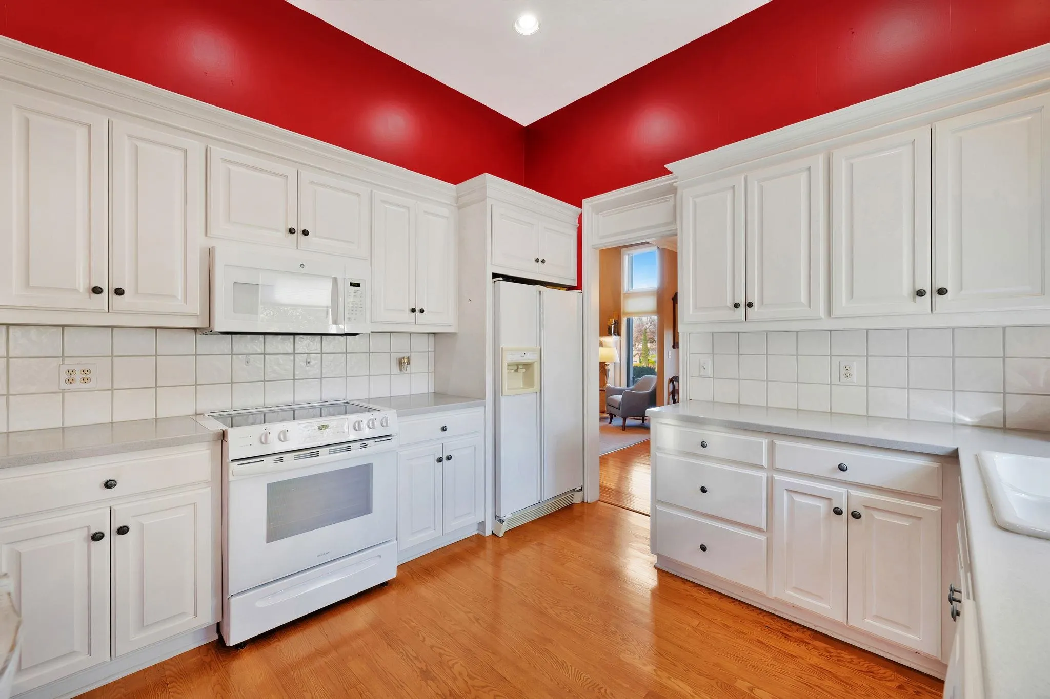 Wichita, Kansas 67206, United States, 3 Bedrooms Bedrooms, ,3 BathroomsBathrooms,Residential,Active,256271