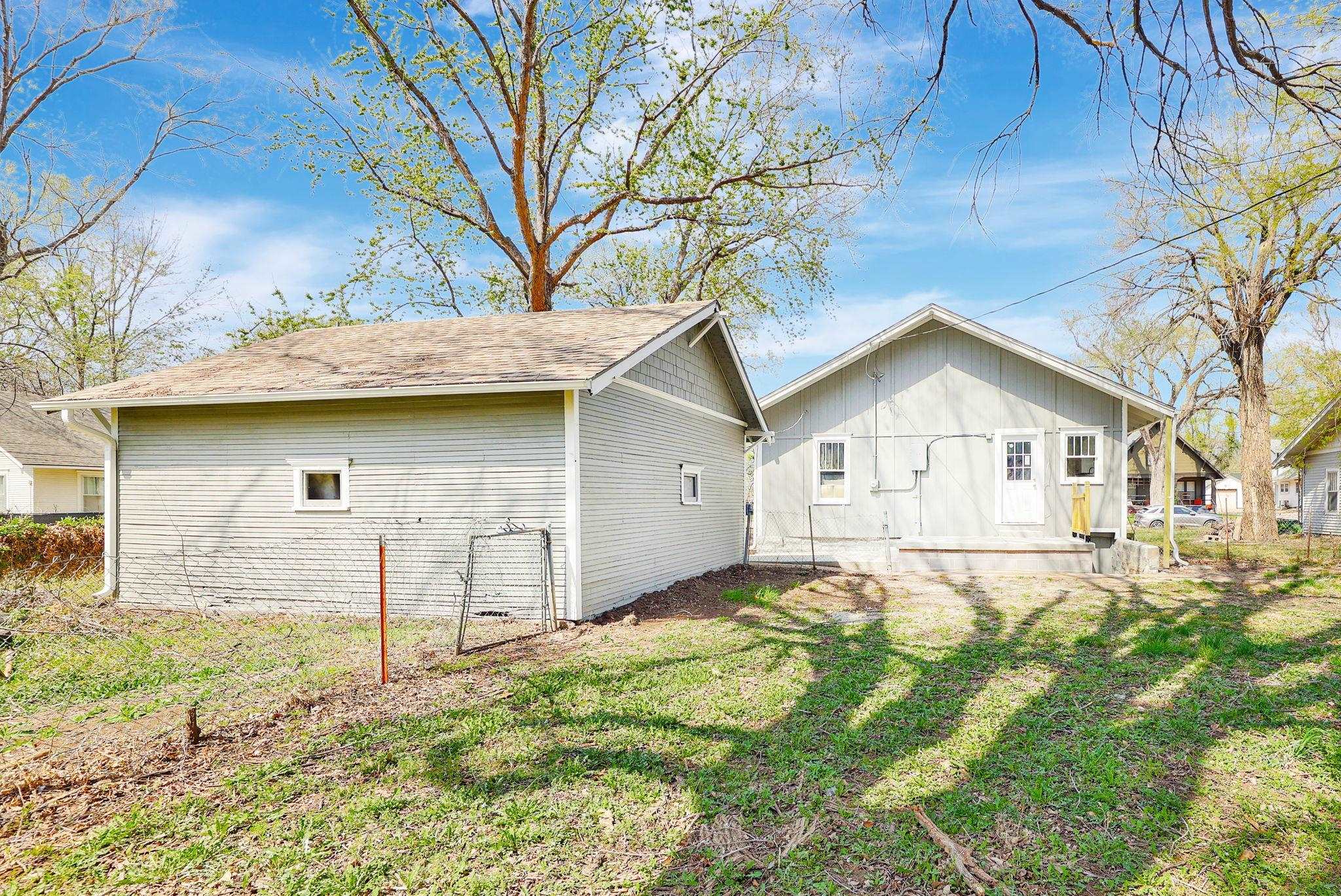 233 E Columbia Ave, Augusta, Kansas image 33