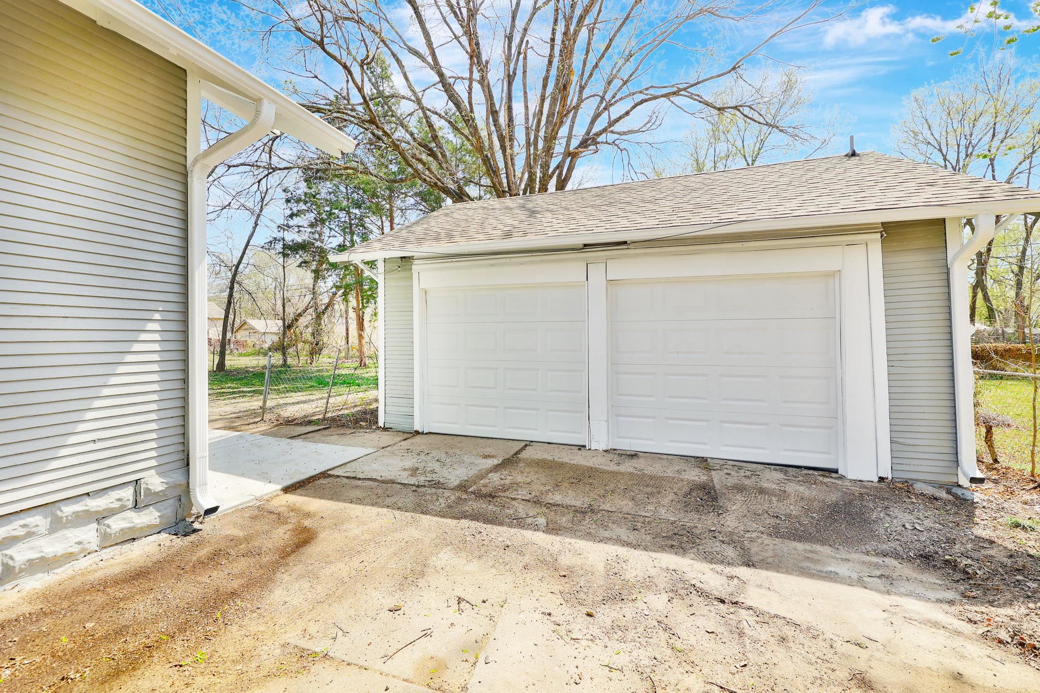 233 E Columbia Ave, Augusta, Kansas image 29