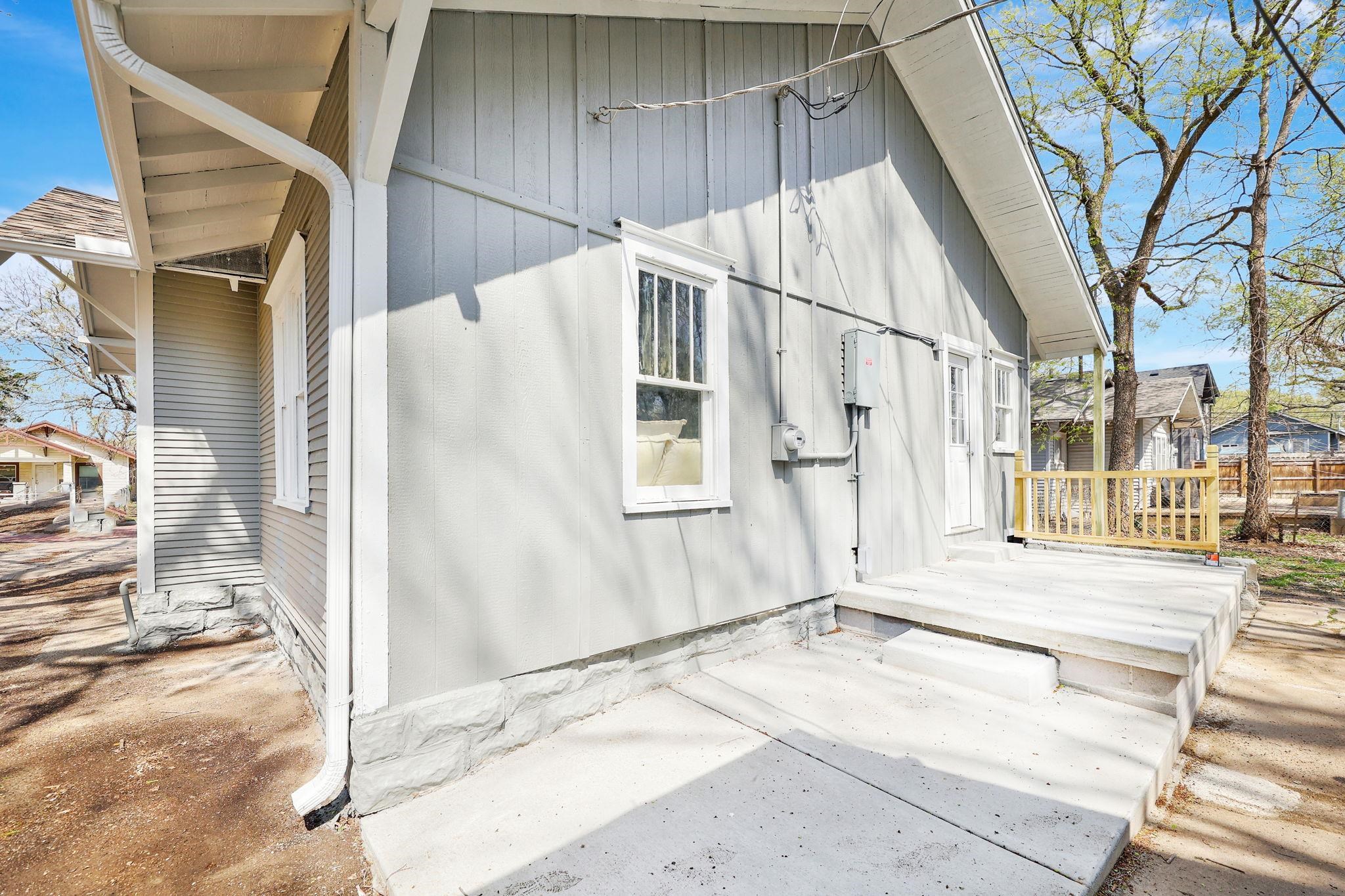 233 E Columbia Ave, Augusta, Kansas image 30