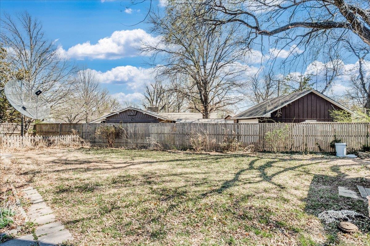 6513 E Magill Lane, Wichita, Kansas image 36