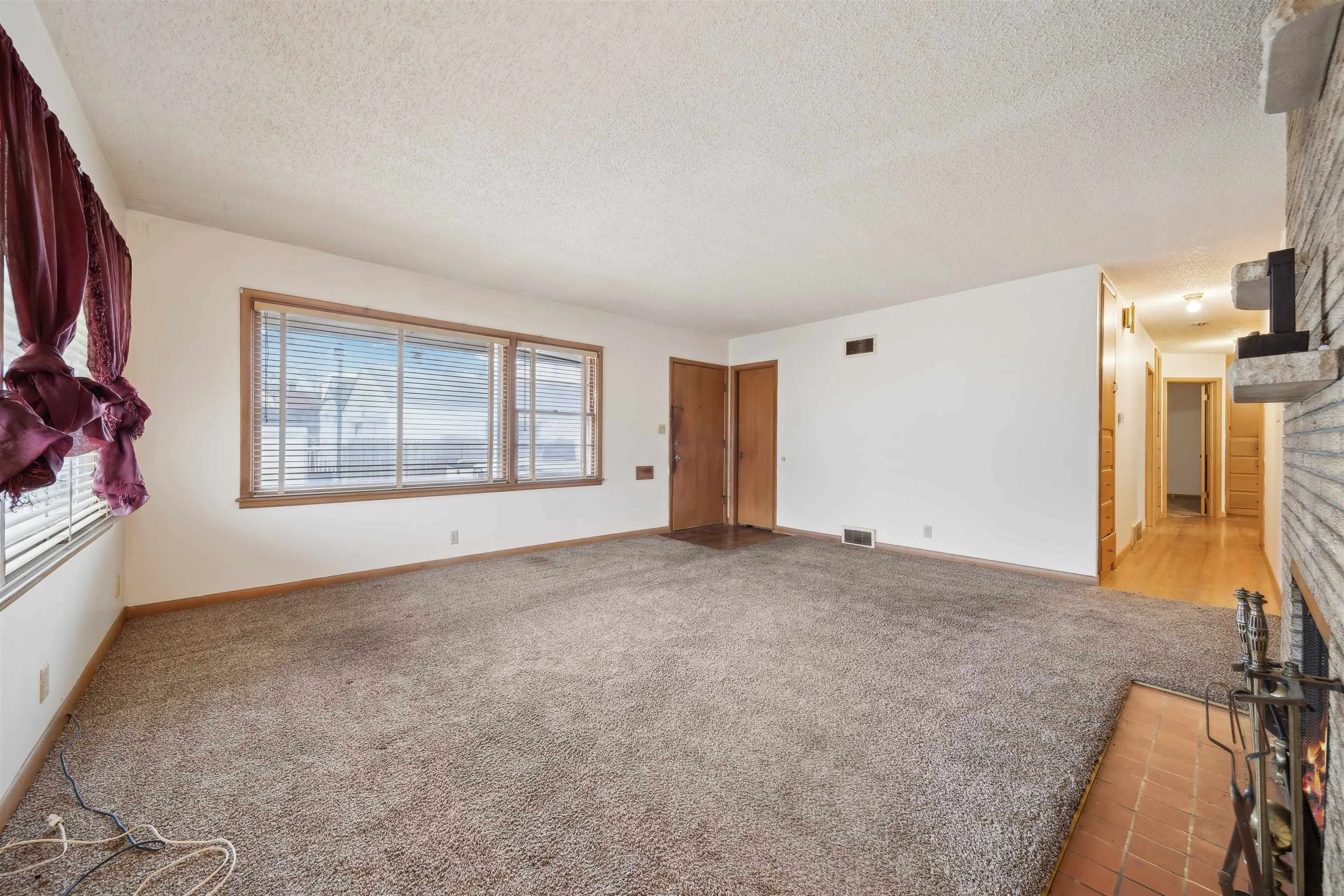 Wichita, Kansas 67208, United States, 3 Bedrooms Bedrooms, ,2 BathroomsBathrooms,Residential,Active,88478