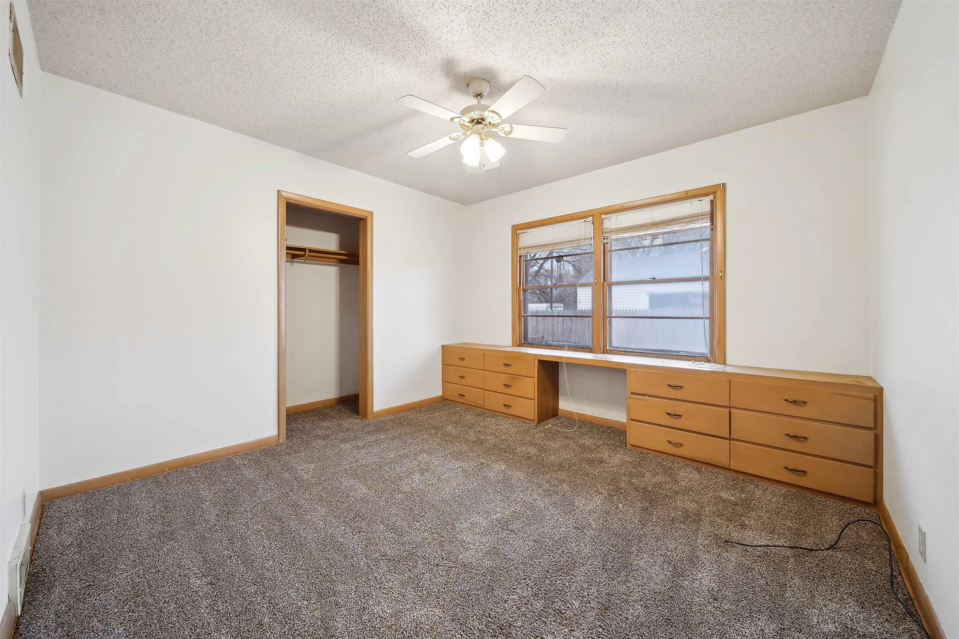 Wichita, Kansas 67208, United States, 3 Bedrooms Bedrooms, ,2 BathroomsBathrooms,Residential,Active,88478