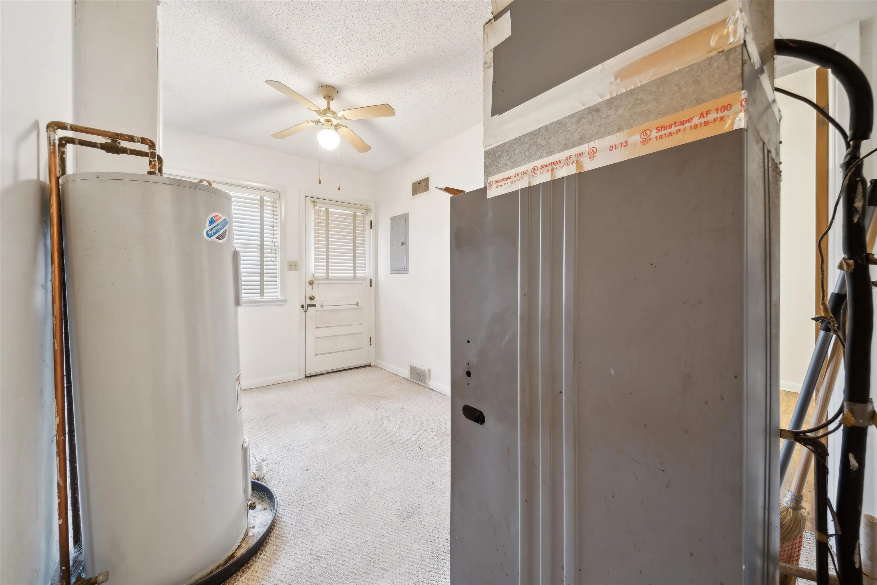 Wichita, Kansas 67208, United States, 3 Bedrooms Bedrooms, ,2 BathroomsBathrooms,Residential,Active,88478