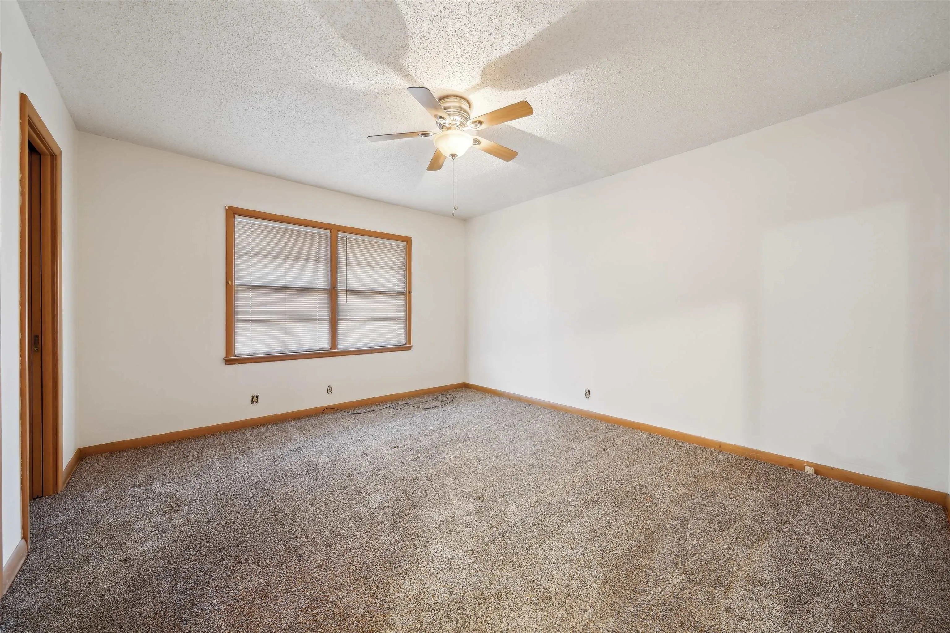 Wichita, Kansas 67208, United States, 3 Bedrooms Bedrooms, ,2 BathroomsBathrooms,Residential,Active,88478