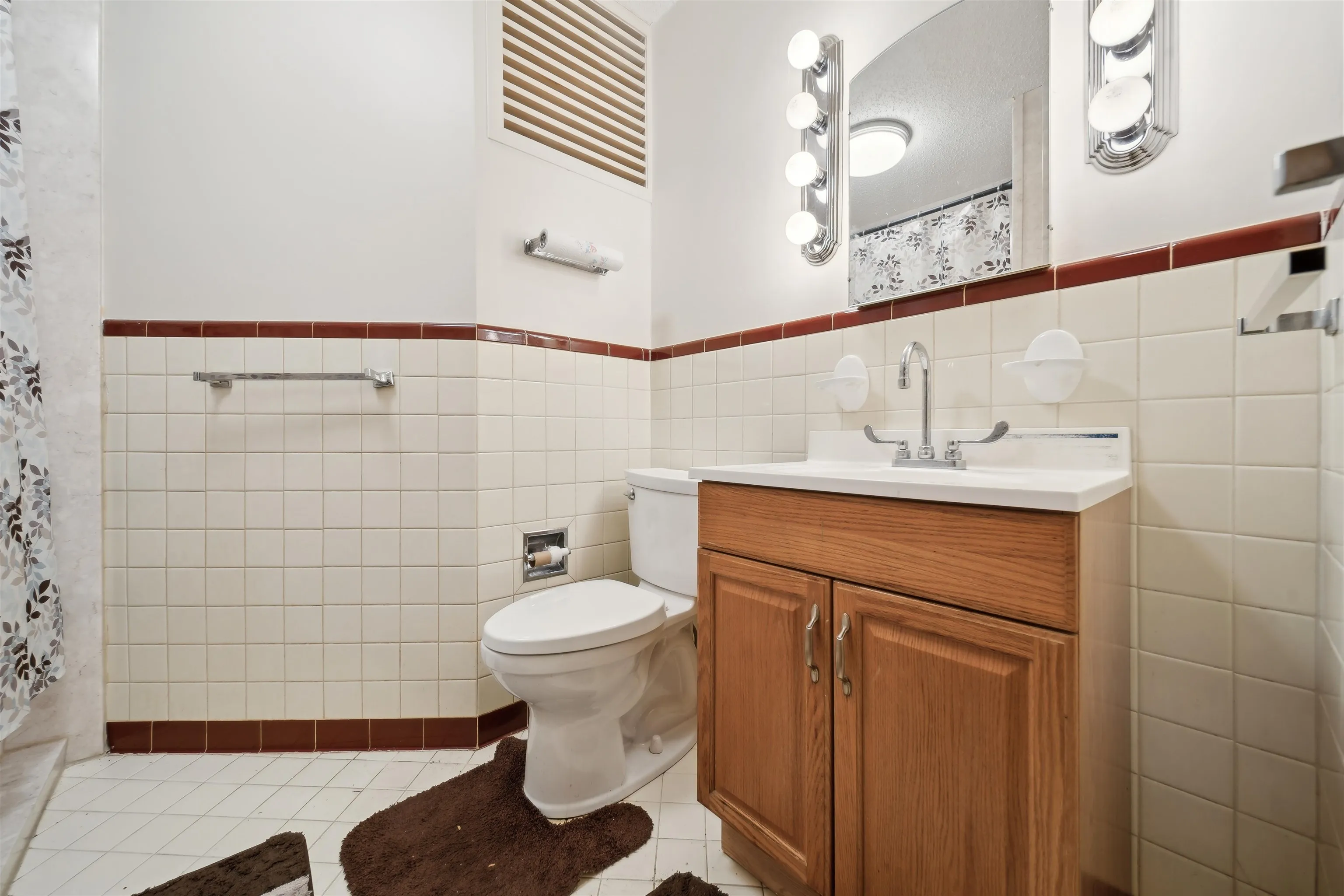 Wichita, Kansas 67208, United States, 3 Bedrooms Bedrooms, ,2 BathroomsBathrooms,Residential,Active,88478