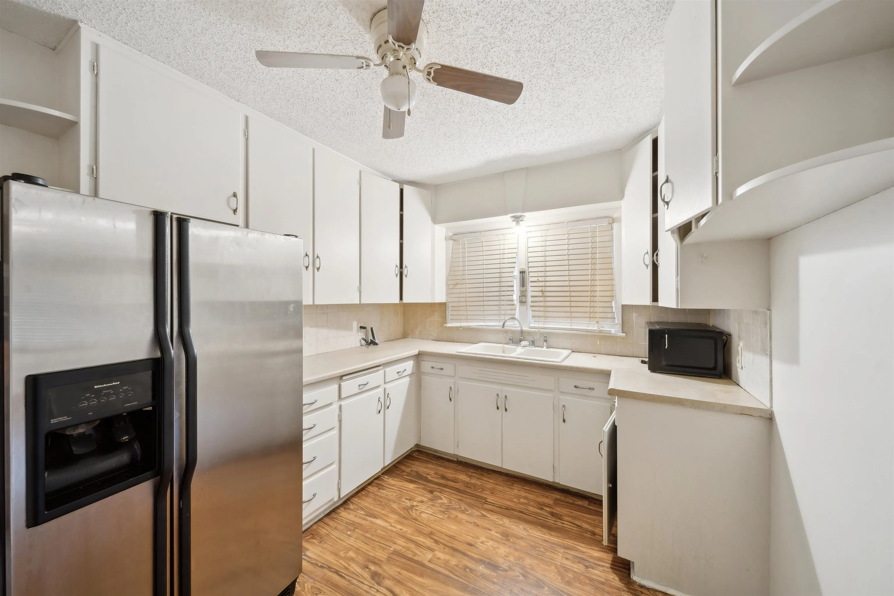 Wichita, Kansas 67208, United States, 3 Bedrooms Bedrooms, ,2 BathroomsBathrooms,Residential,Active,88478