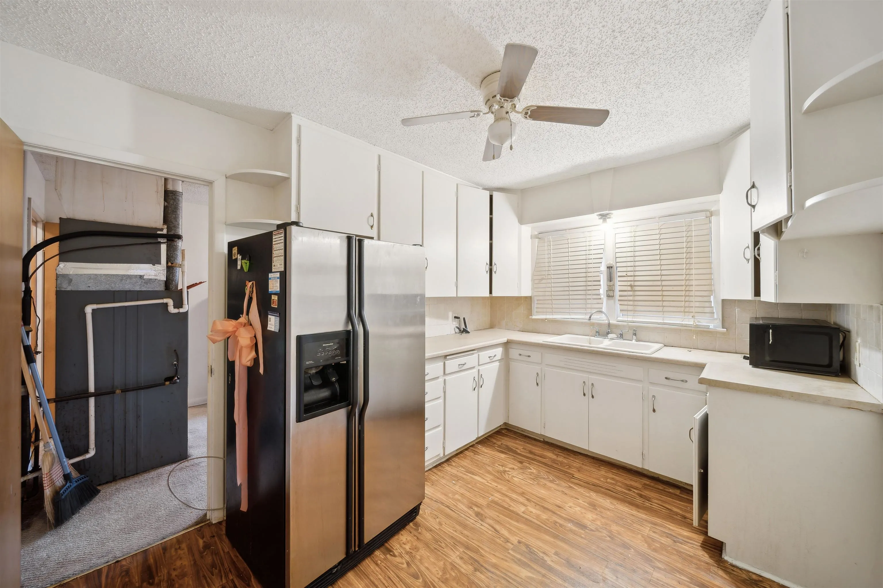 Wichita, Kansas 67208, United States, 3 Bedrooms Bedrooms, ,2 BathroomsBathrooms,Residential,Active,88478