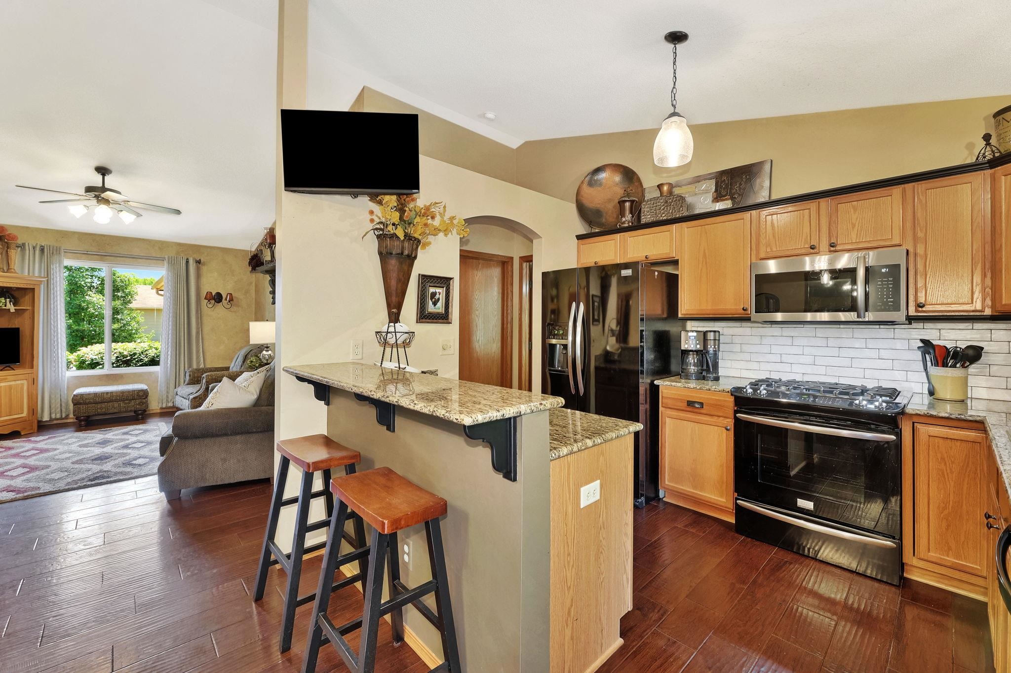 Wichita, Kansas 67219, United States, 4 Bedrooms Bedrooms, ,3 BathroomsBathrooms,Residential,Pending,55055