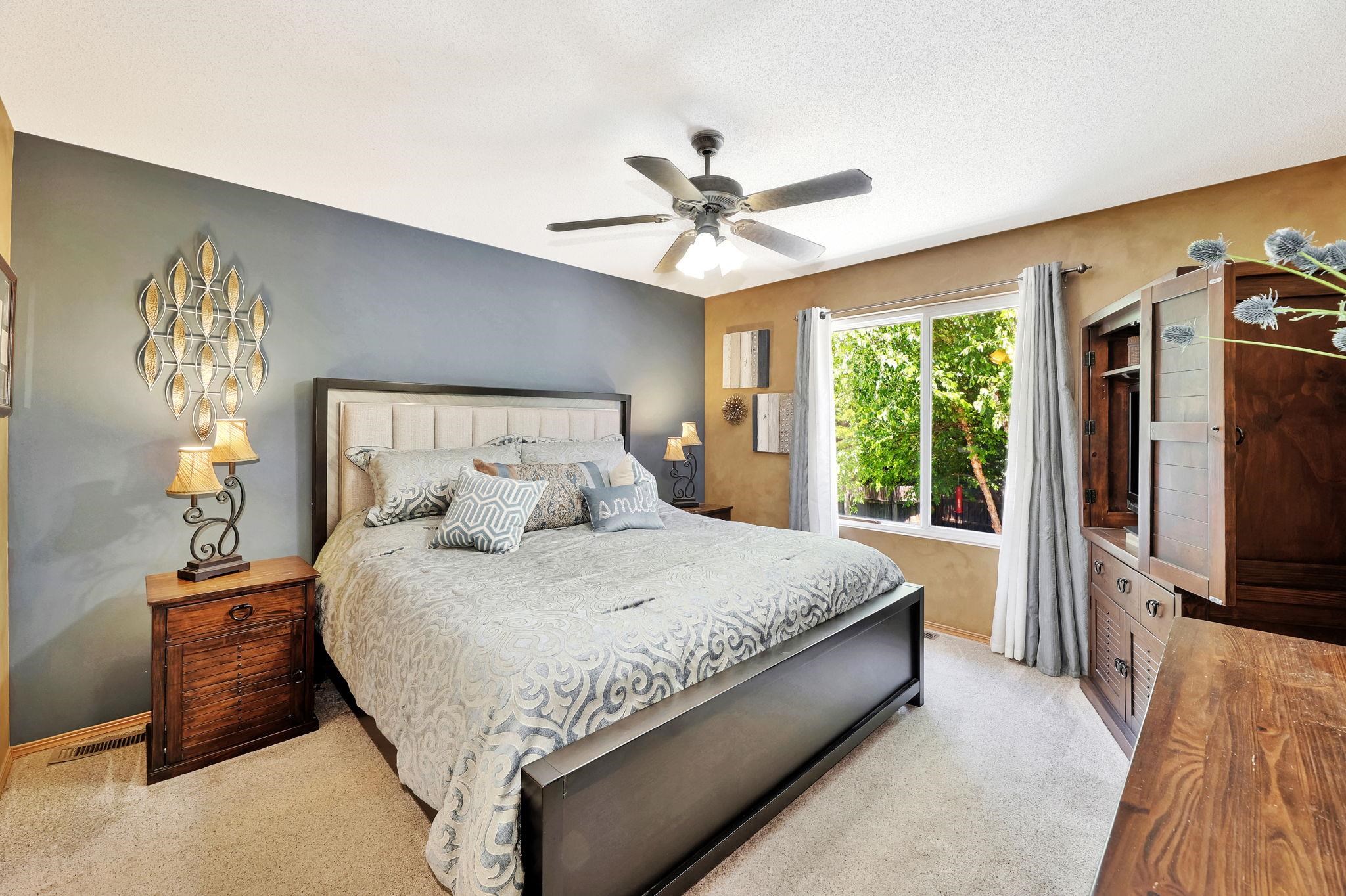 Wichita, Kansas 67219, United States, 4 Bedrooms Bedrooms, ,3 BathroomsBathrooms,Residential,Pending,55055