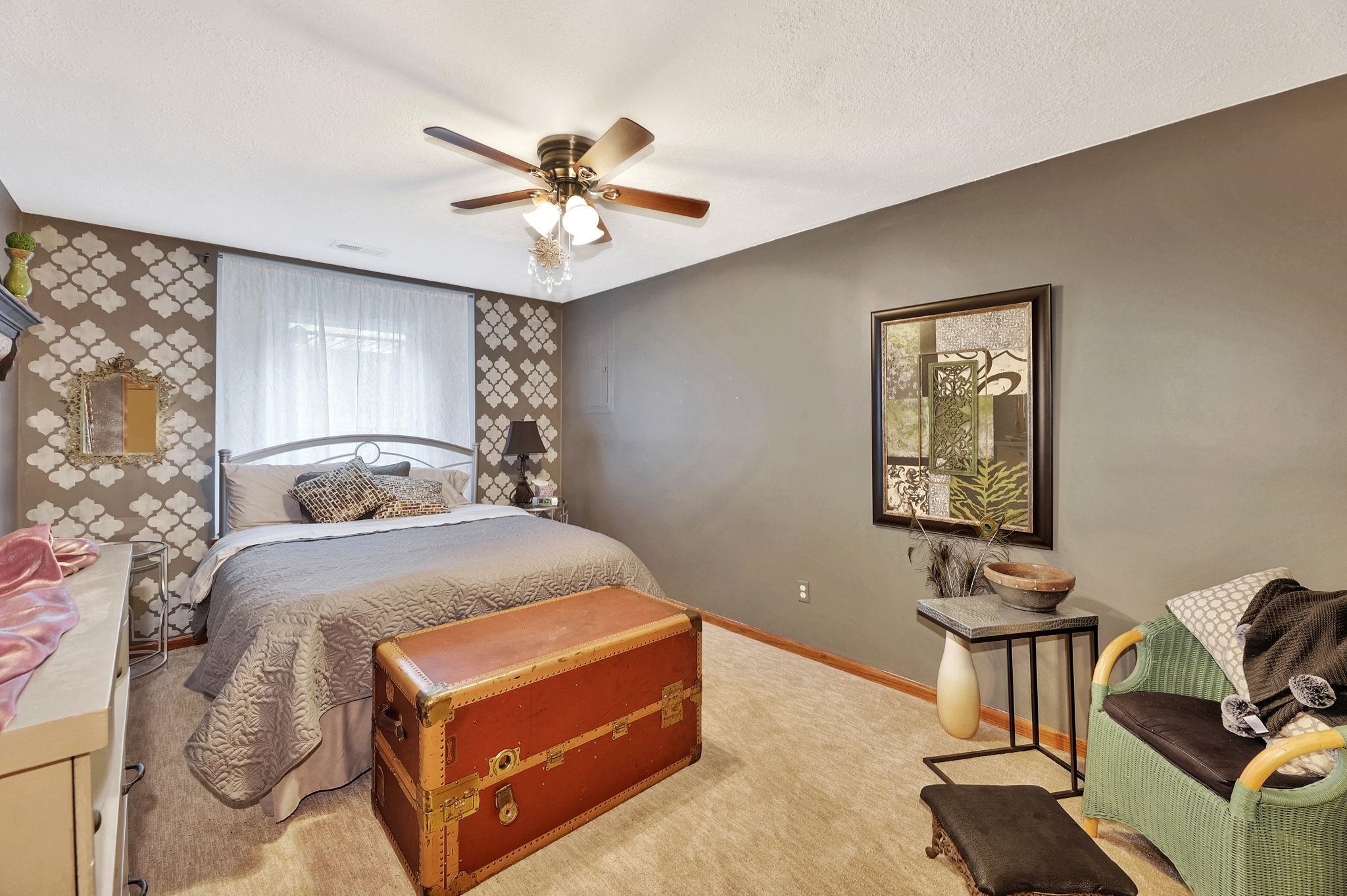 Wichita, Kansas 67219, United States, 4 Bedrooms Bedrooms, ,3 BathroomsBathrooms,Residential,Pending,55055