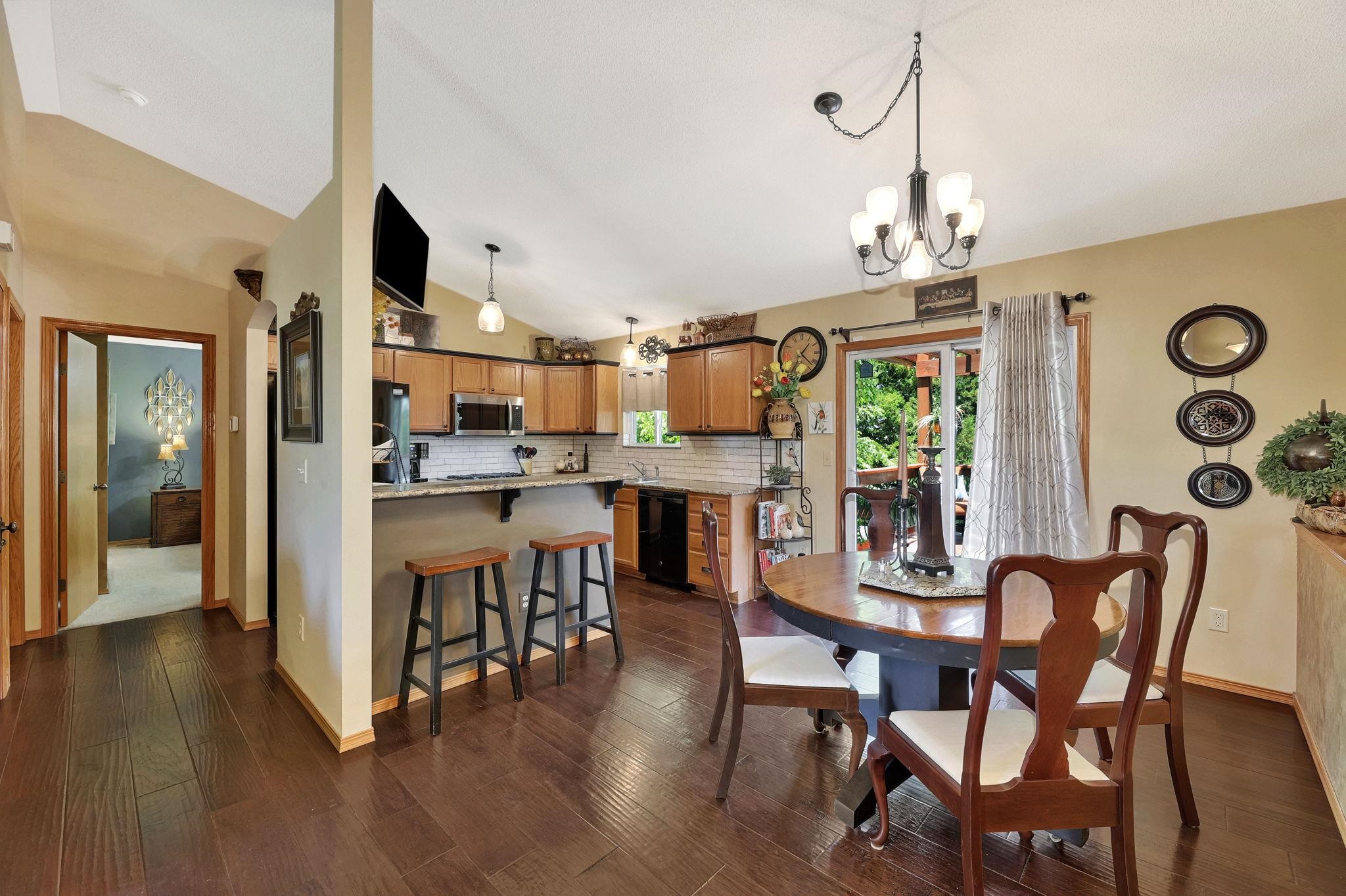 Wichita, Kansas 67219, United States, 4 Bedrooms Bedrooms, ,3 BathroomsBathrooms,Residential,Pending,55055