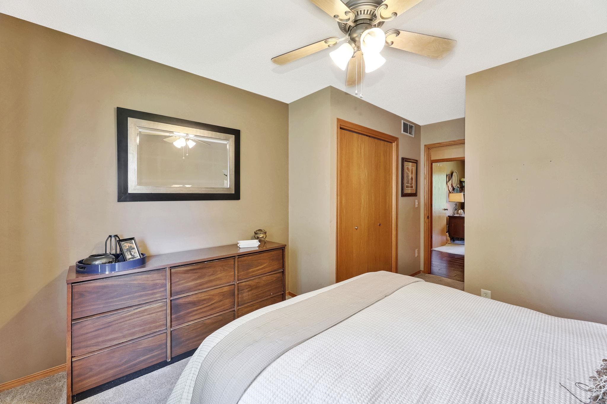 Wichita, Kansas 67219, United States, 4 Bedrooms Bedrooms, ,3 BathroomsBathrooms,Residential,Pending,55055