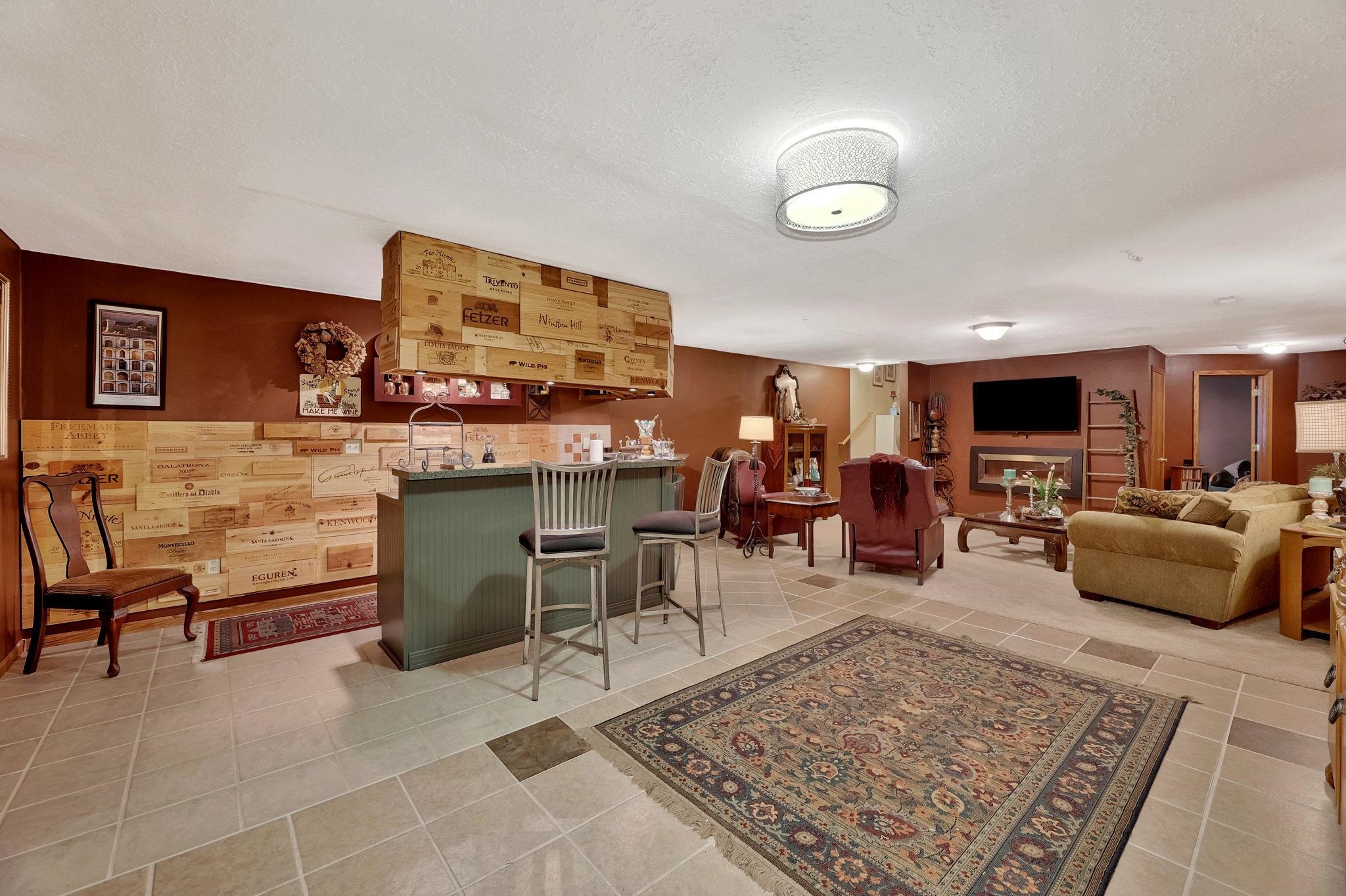 Wichita, Kansas 67219, United States, 4 Bedrooms Bedrooms, ,3 BathroomsBathrooms,Residential,Pending,55055