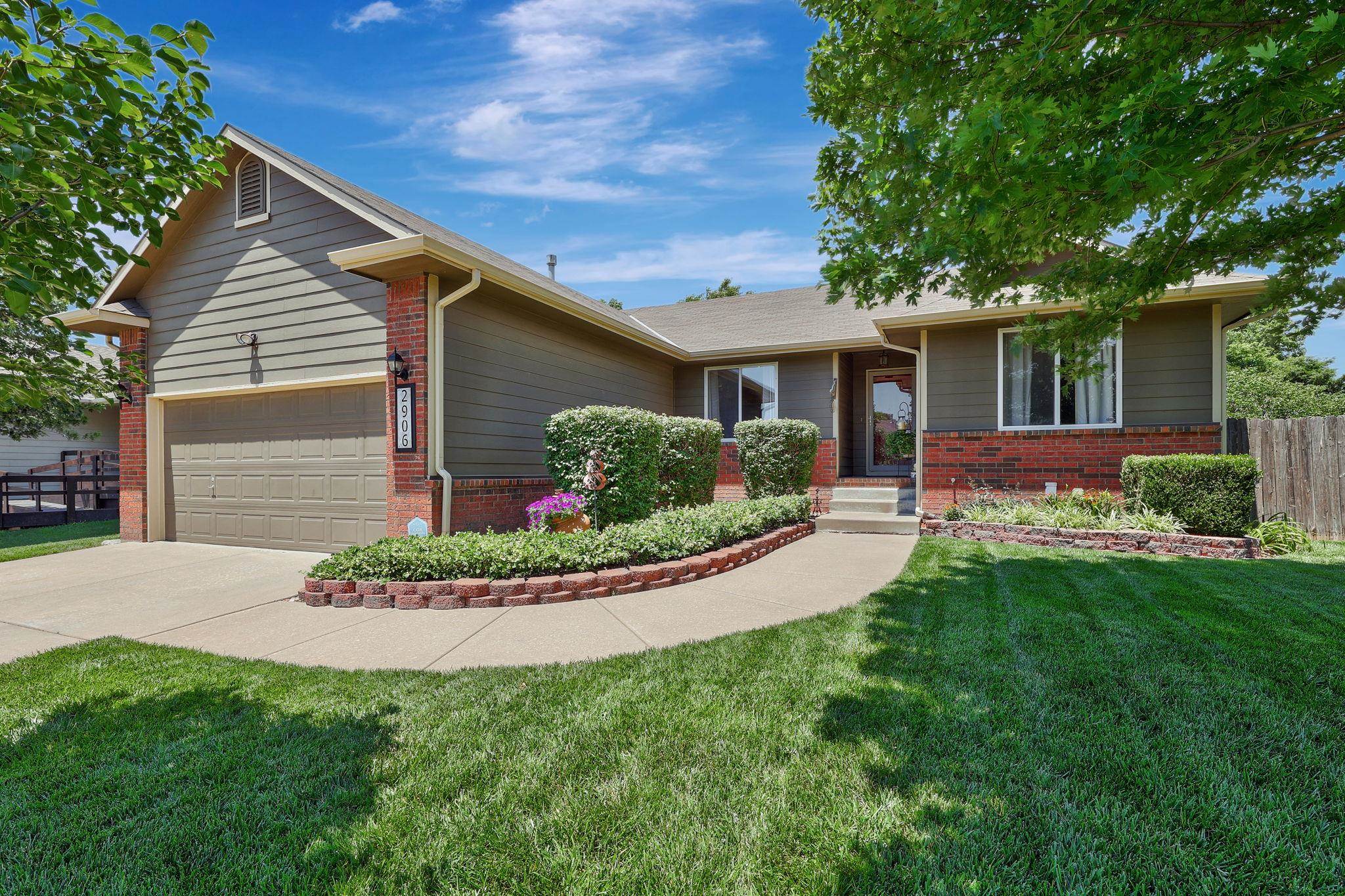 Wichita, Kansas 67219, United States, 4 Bedrooms Bedrooms, ,3 BathroomsBathrooms,Residential,Pending,55055