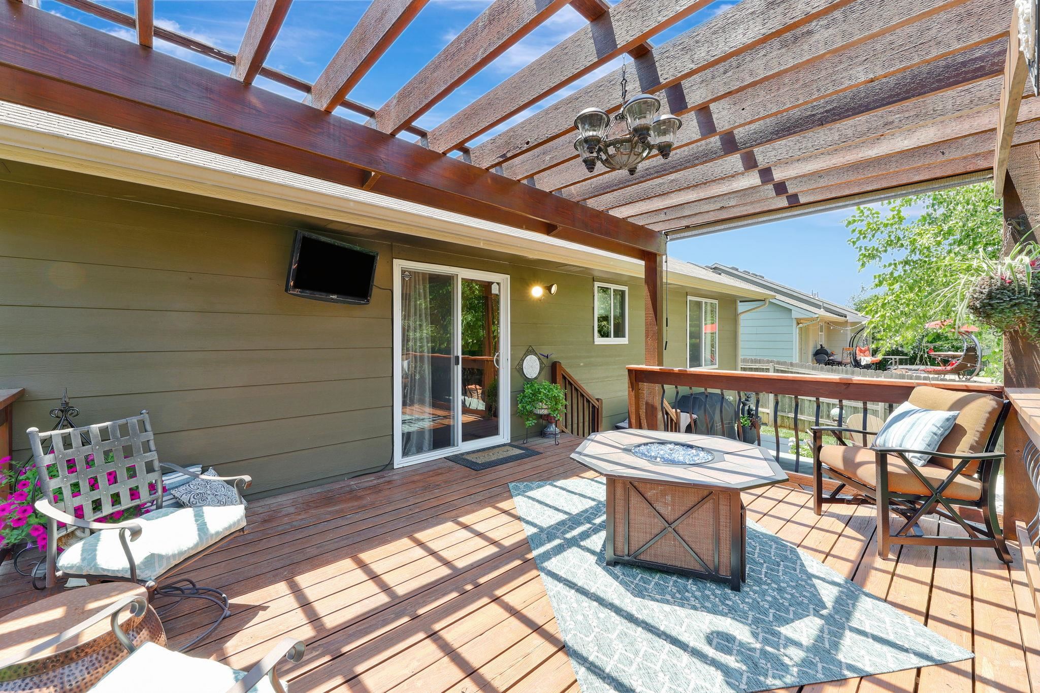 Wichita, Kansas 67219, United States, 4 Bedrooms Bedrooms, ,3 BathroomsBathrooms,Residential,Pending,55055