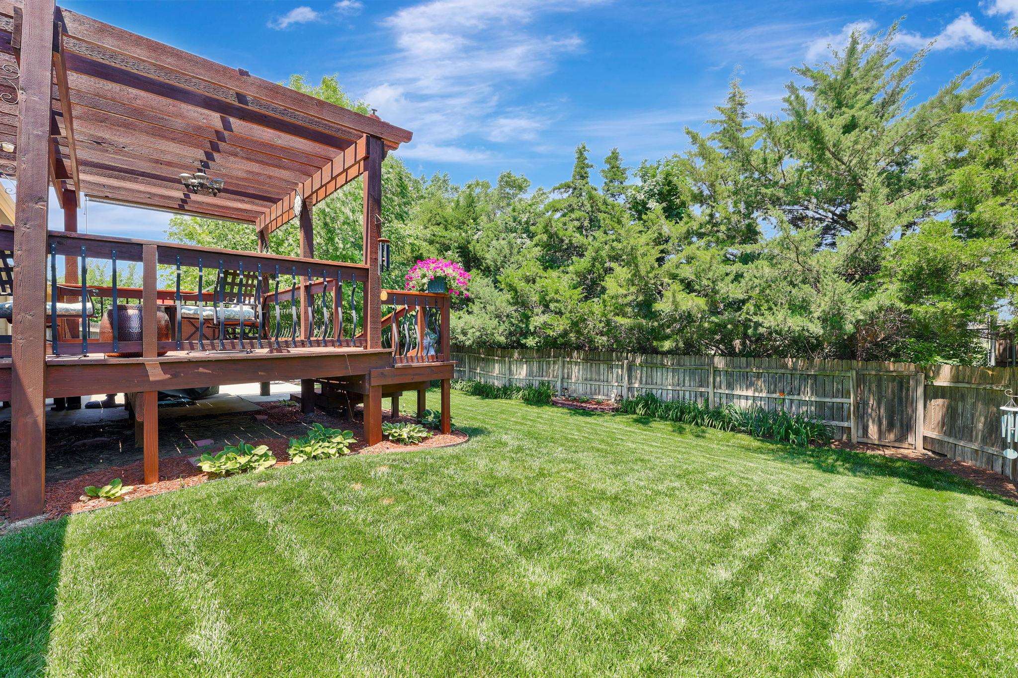 Wichita, Kansas 67219, United States, 4 Bedrooms Bedrooms, ,3 BathroomsBathrooms,Residential,Pending,55055