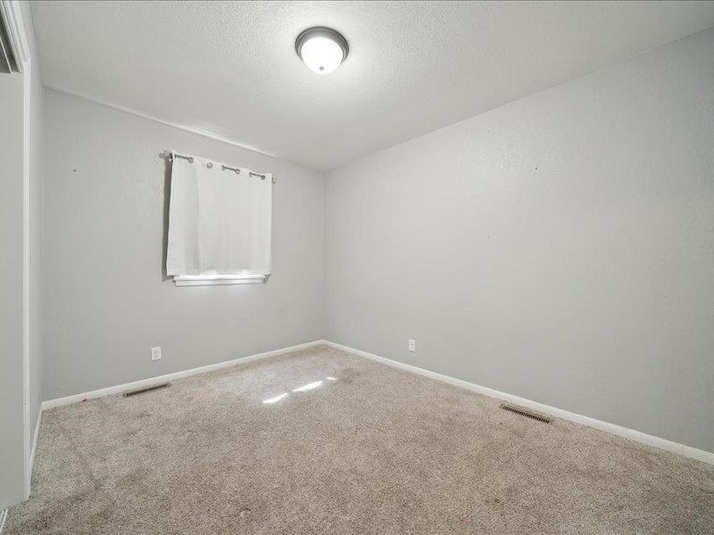 521 Wire Ave, Haysville, Kansas image 15