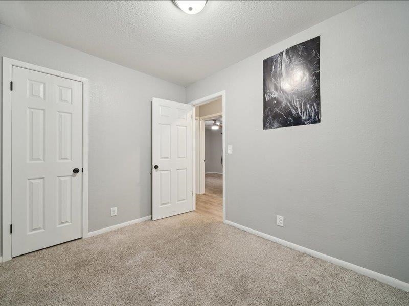 521 Wire Ave, Haysville, Kansas image 18