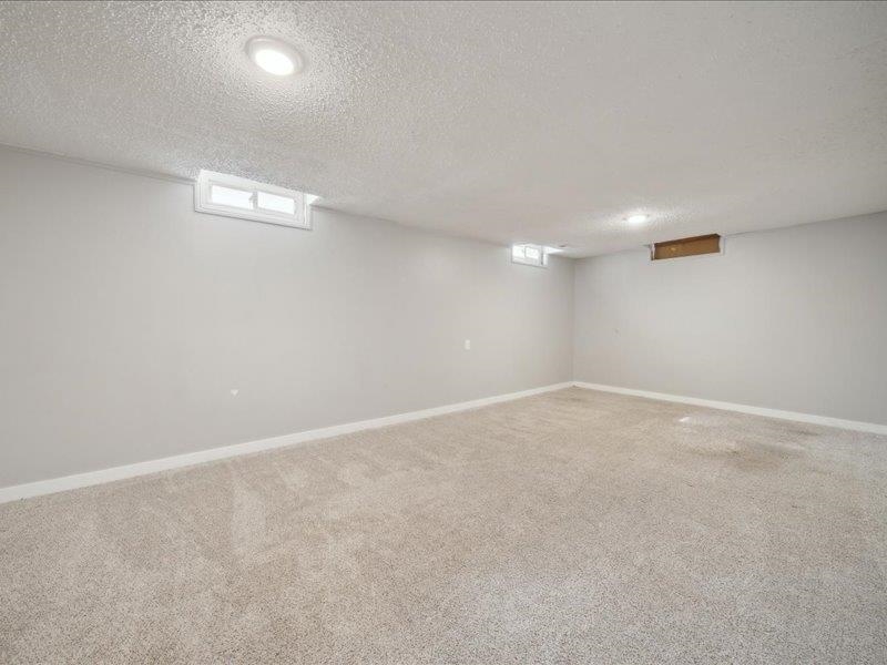 521 Wire Ave, Haysville, Kansas image 23