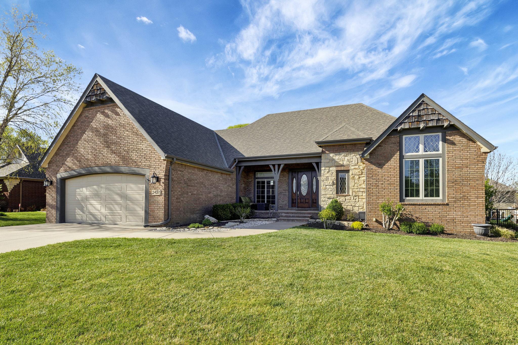 2437 N Peckham Ct, Wichita, Kansas image 1