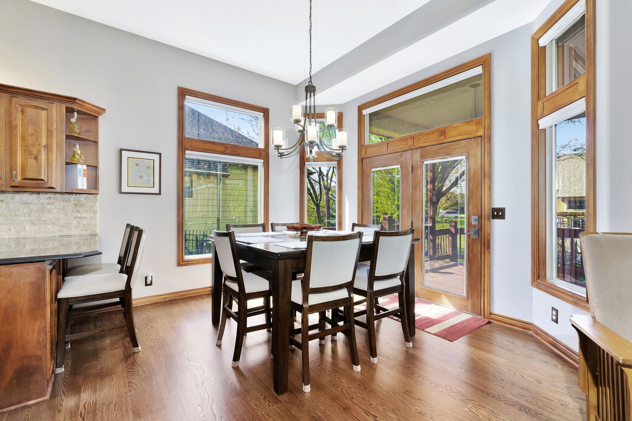 2437 N Peckham Ct, Wichita, Kansas image 6