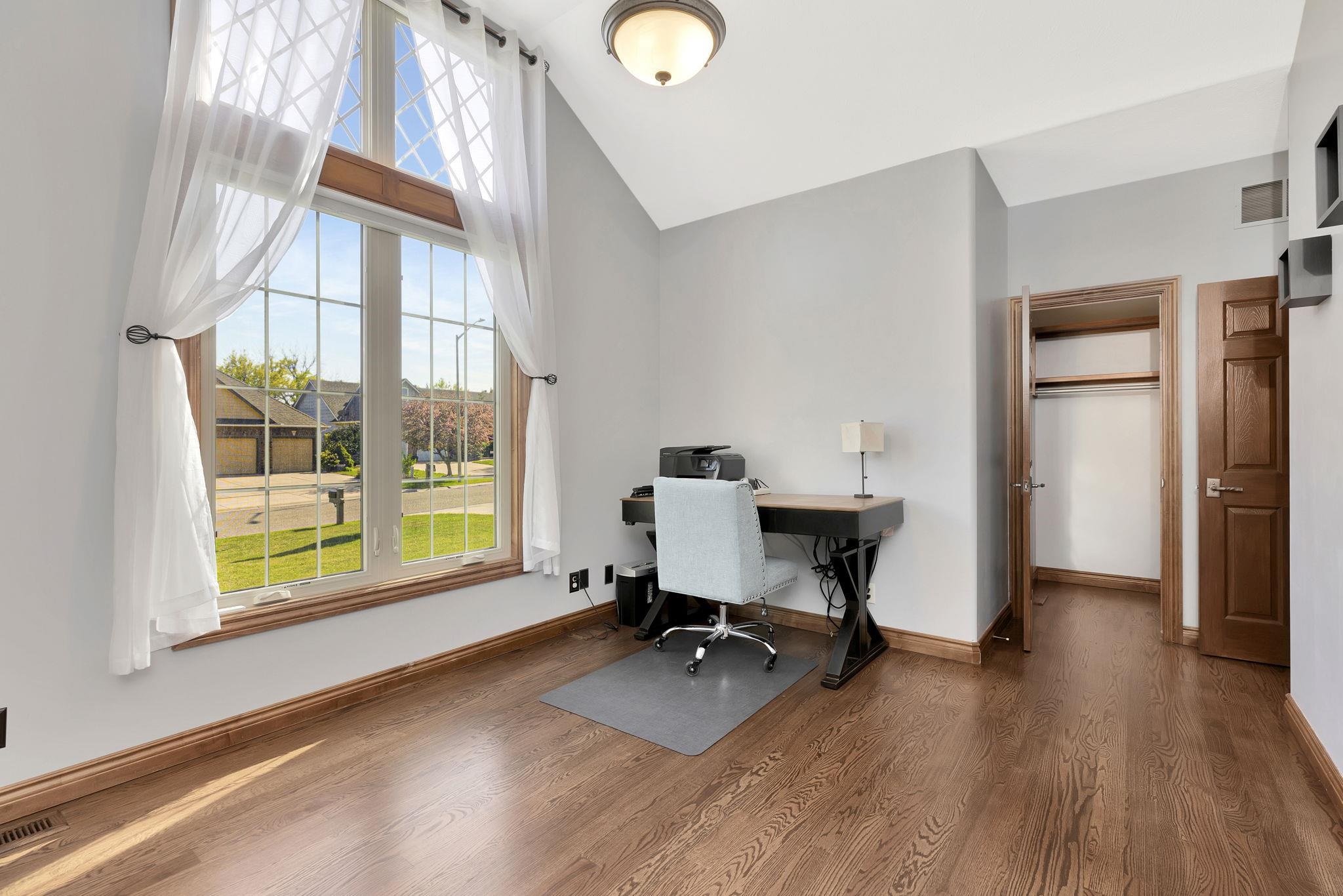 2437 N Peckham Ct, Wichita, Kansas image 19