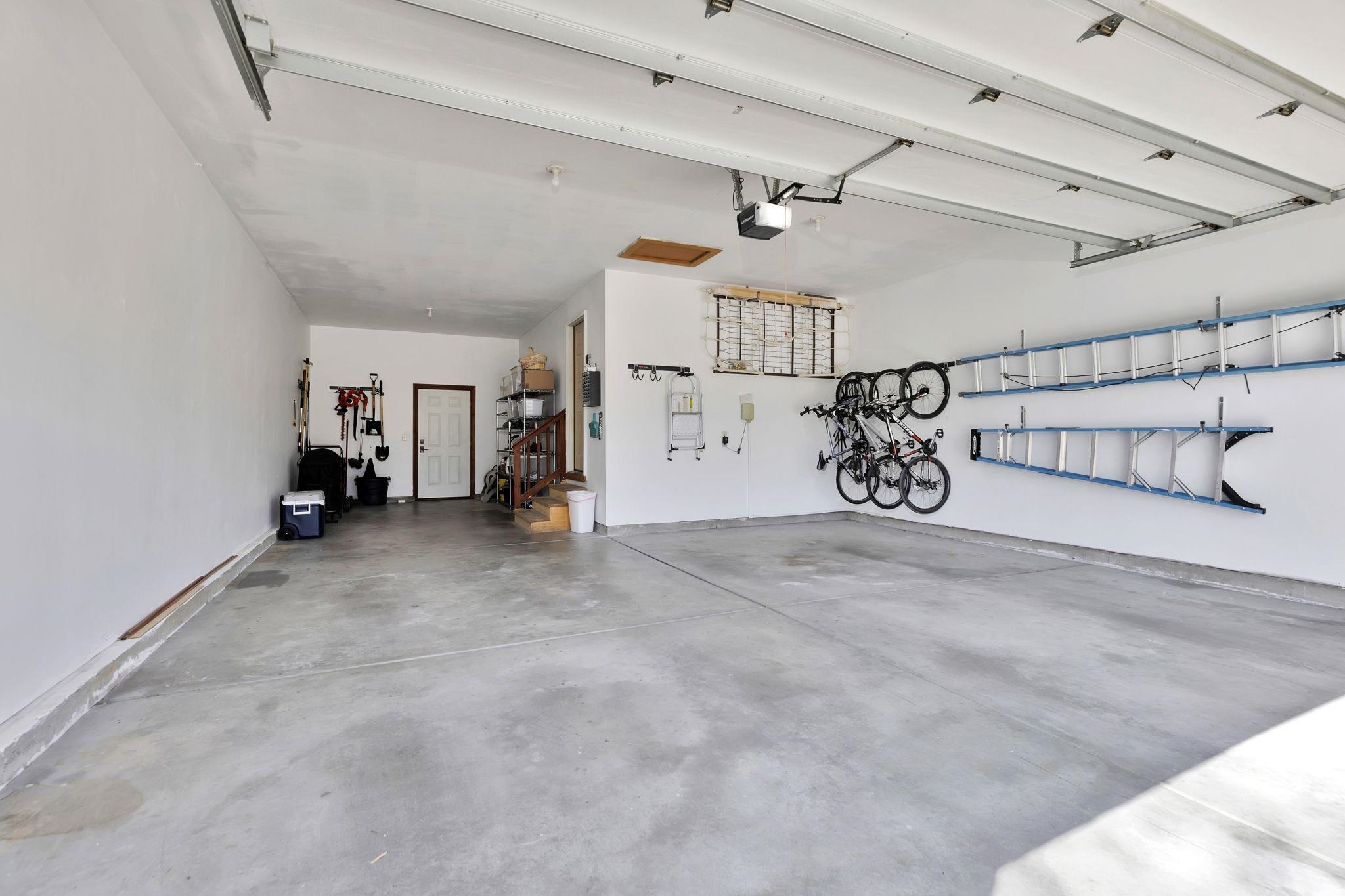 2437 N Peckham Ct, Wichita, Kansas image 31
