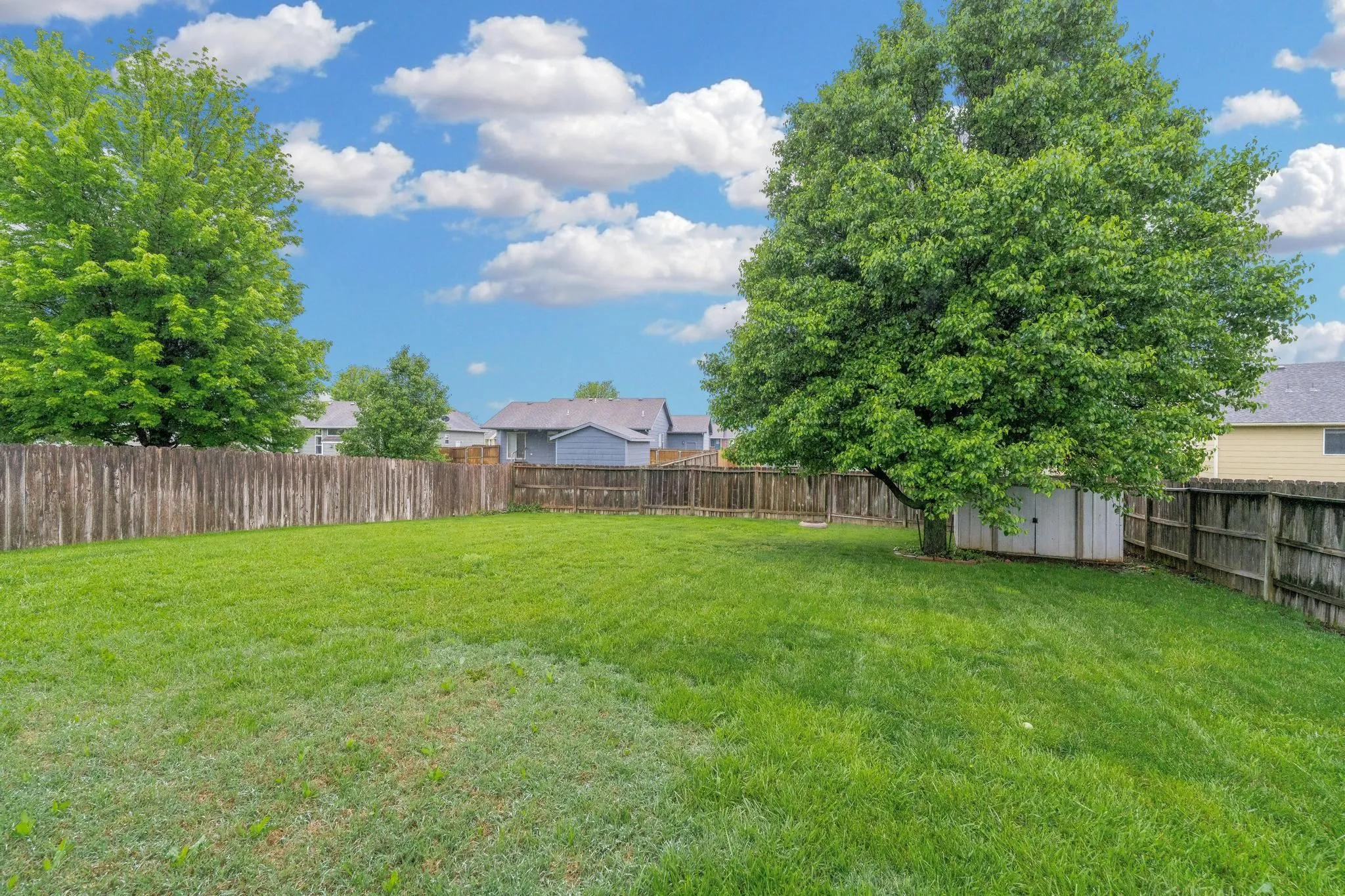 Derby, Kansas 67037, United States, 4 Bedrooms Bedrooms, ,3 BathroomsBathrooms,Residential,Pending,144383