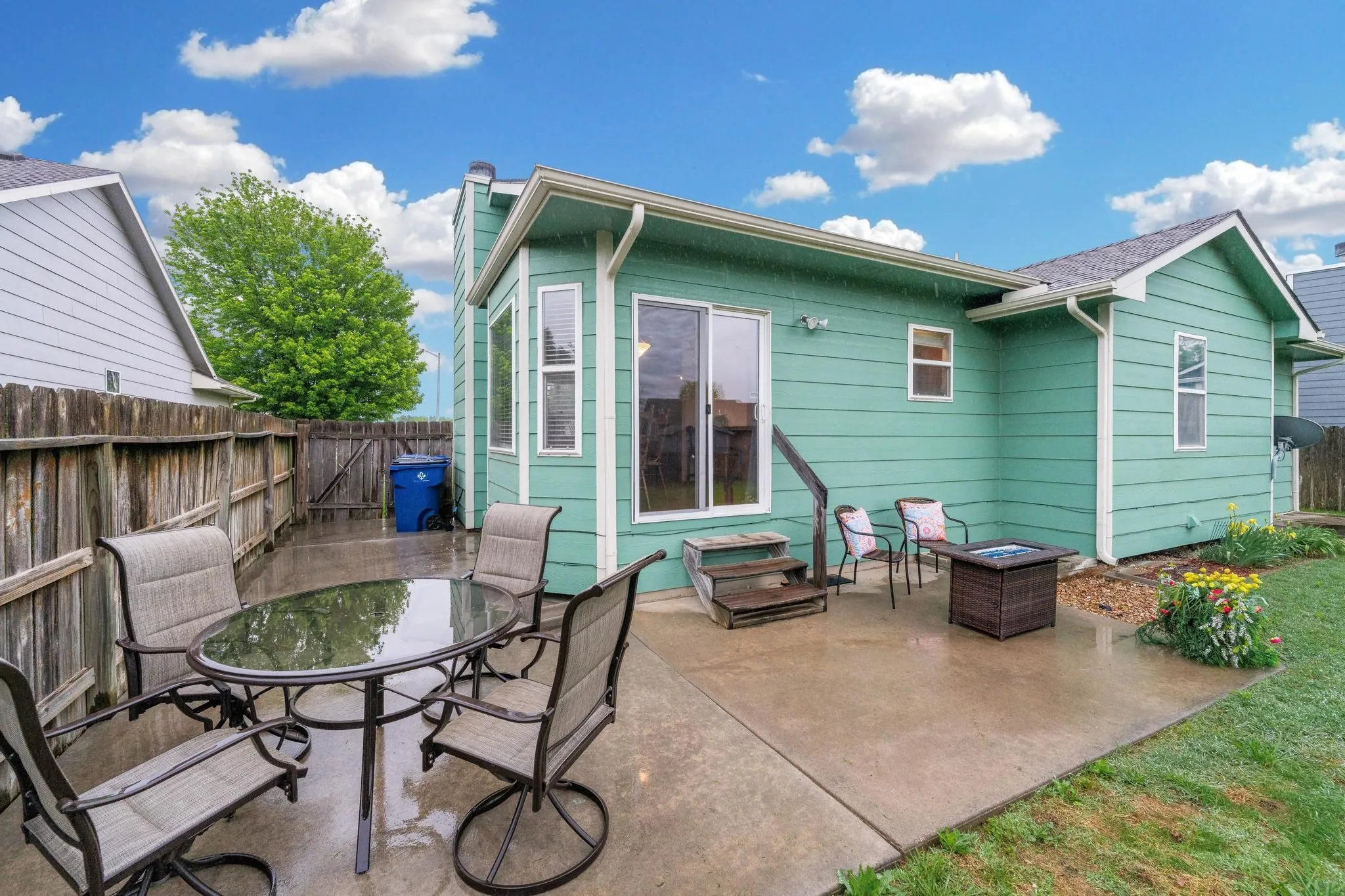 Derby, Kansas 67037, United States, 4 Bedrooms Bedrooms, ,3 BathroomsBathrooms,Residential,Pending,144383