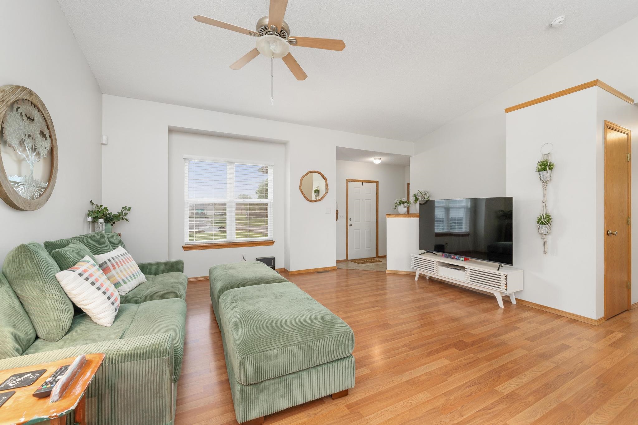 2617 E Old Spring Ct, Derby, Kansas image 6