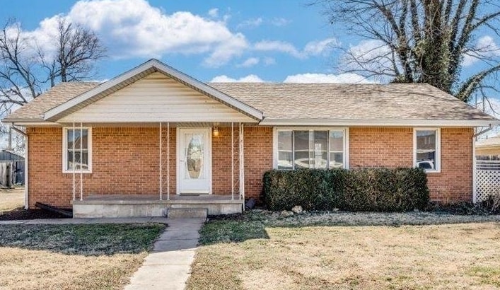 1011 E C Ave, Kingman, Kansas image 1