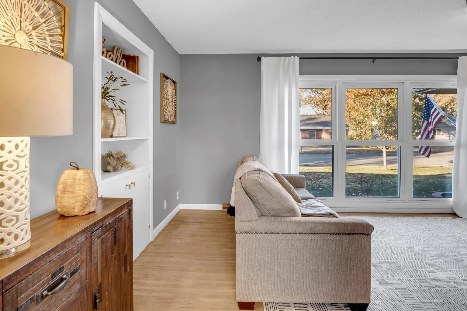 Newton, Kansas 67114, United States, 3 Bedrooms Bedrooms, ,2 BathroomsBathrooms,Residential,Pending,35327