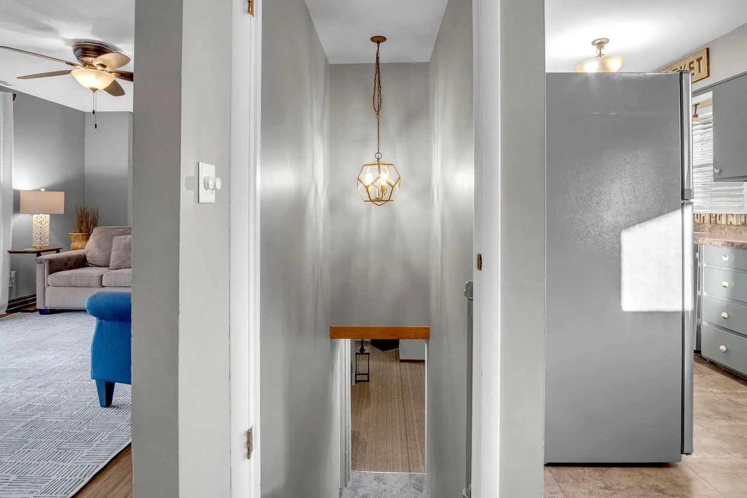 Newton, Kansas 67114, United States, 3 Bedrooms Bedrooms, ,2 BathroomsBathrooms,Residential,Pending,35327