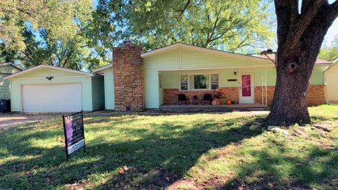 Homes For Sale - 1350 N Taylor<br/> El Dorado, KS 67042