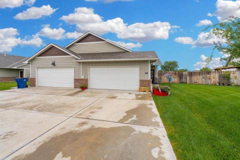 Multifamily For Sale - 12148 W 33rd St N<br/> Wichita, KS 67205
